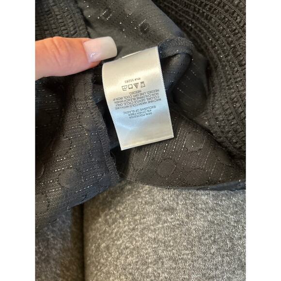 Express top blouse black/gold ruffle sleeve ruched bottom keyhole back SZ SM - Picture 5 of 10